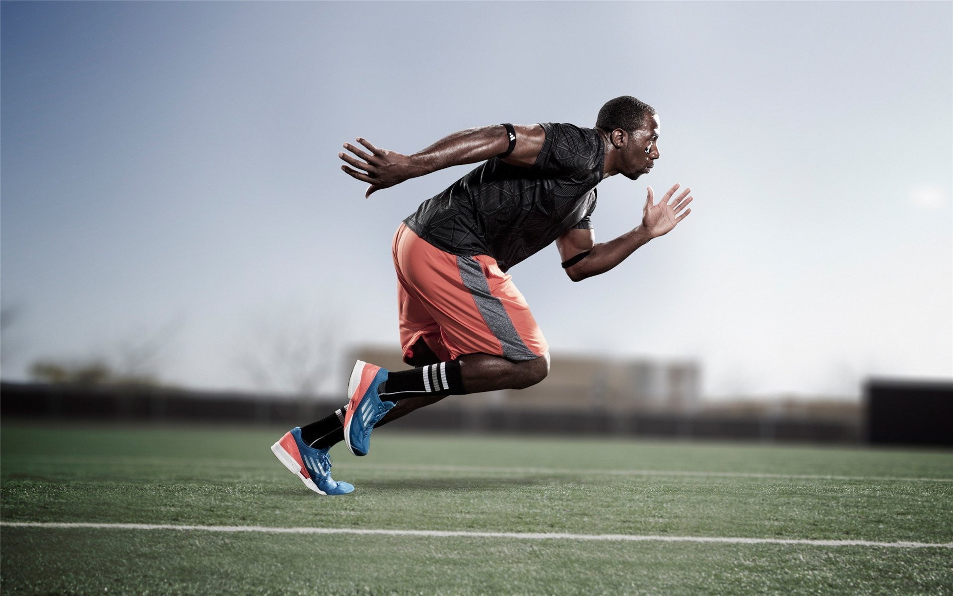女子足球推动个性发展计划鼓励球员多元成长方向,女生足球训练计划